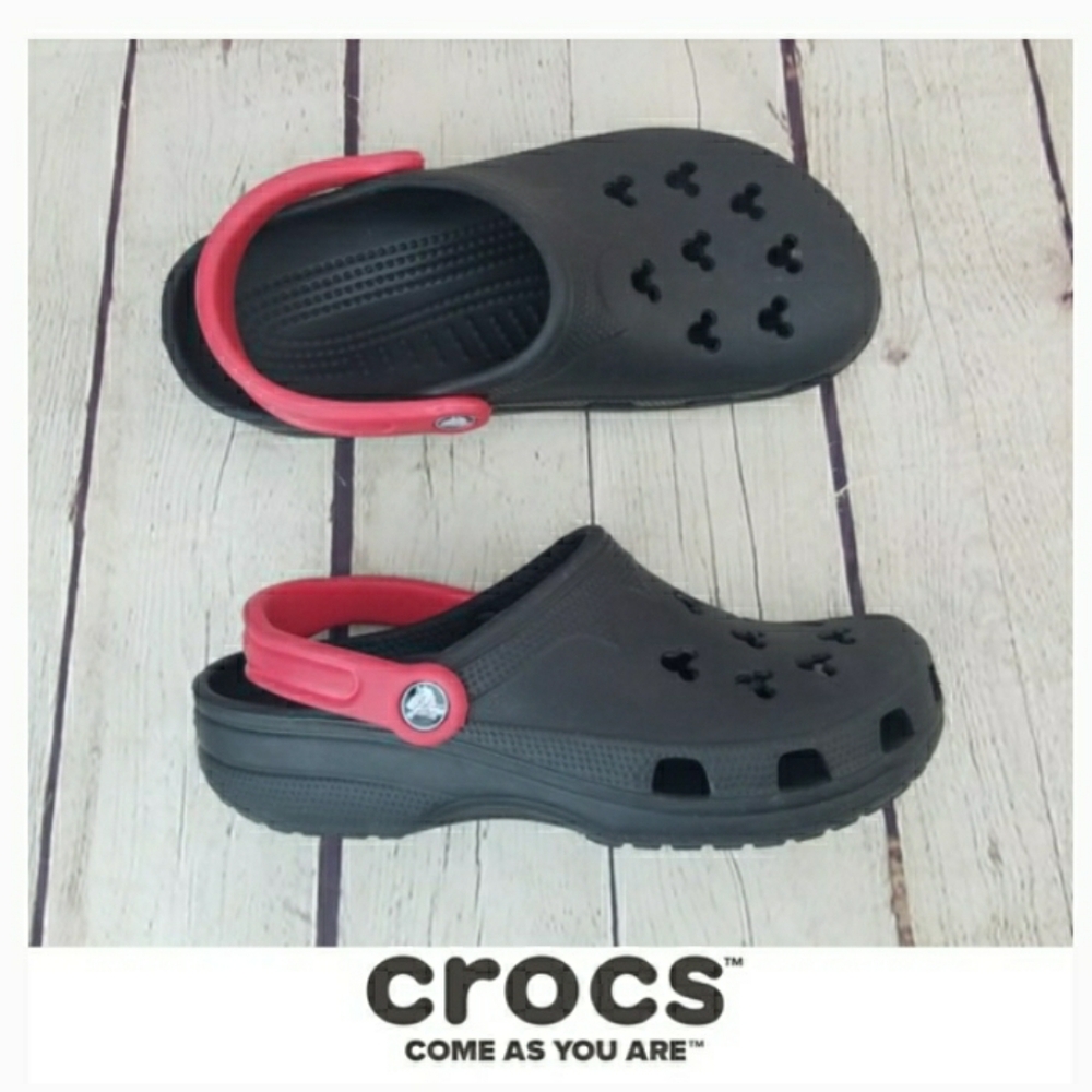 ❤🖤Disney Mickey Mouse Crocs